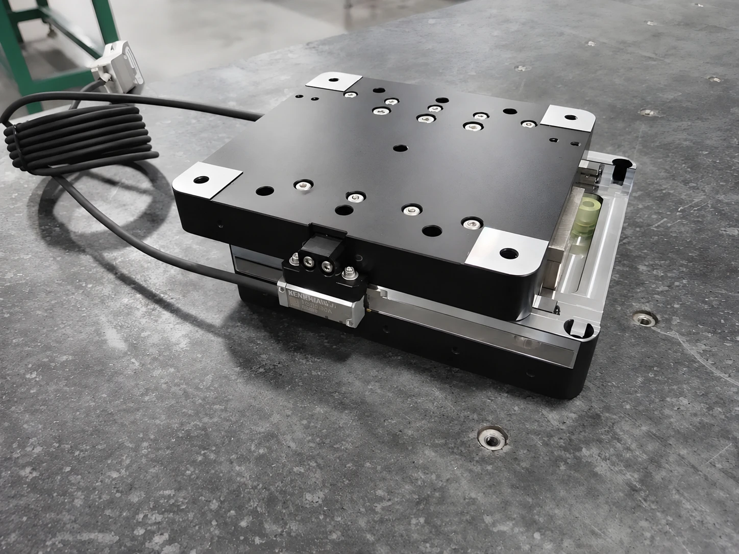 Cleanroom assembly environment